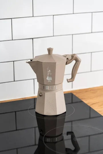 Bialetti eksklusiv mokkakanne induksjon - Beige, 6 kopper - Bialetti
