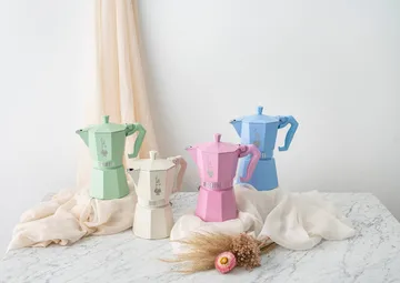 Bialetti eksklusiv mokkakanne - Lyseblå, 6 kopper - Bialetti