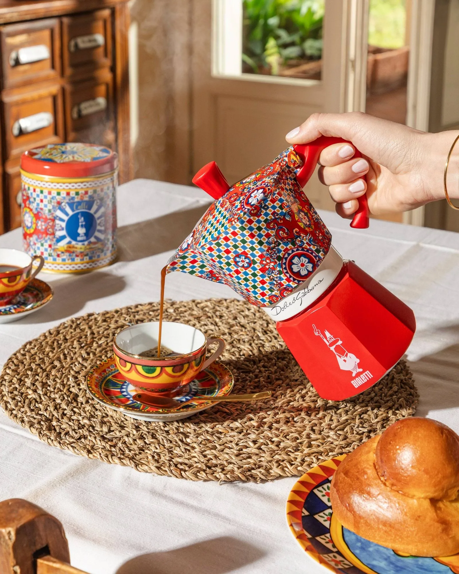 Bialetti x Dolce & Gabbana mokkakanne, Sicilian cart, 3 kopper Bialetti