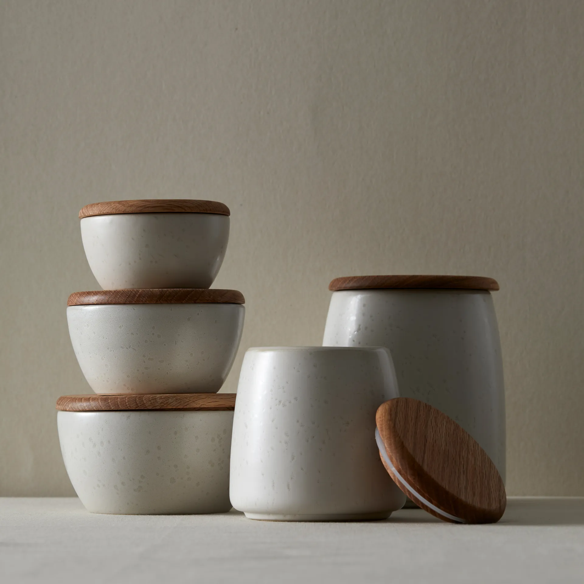 Bitz skålsett 3-stk. med lokk matt, Matt kremhvit Bitz