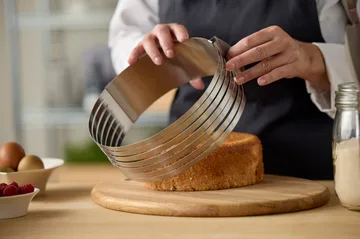 Blomsterbergs justerbar kakeskjærer 24-30 cm - Stål - Blomsterbergs