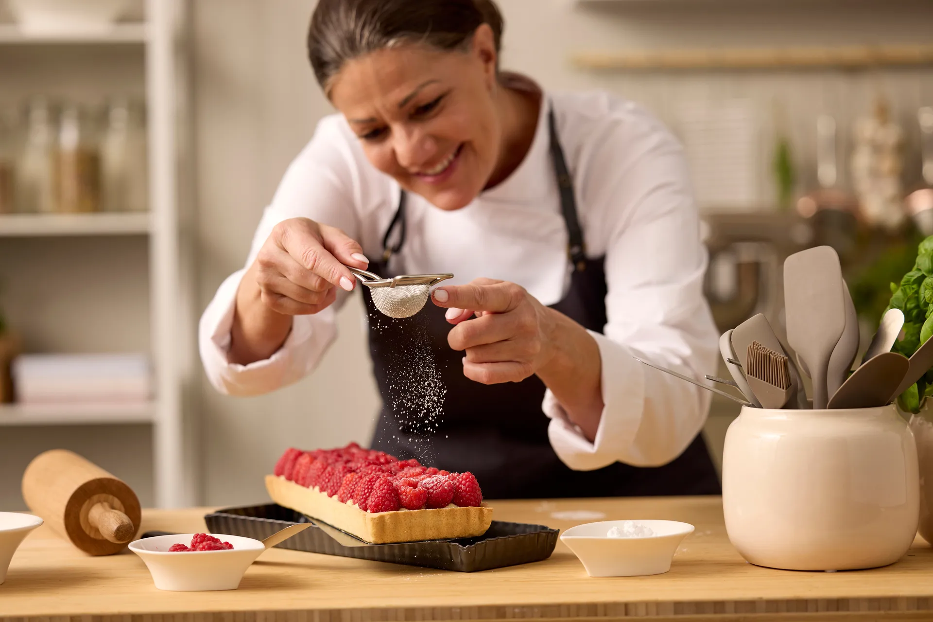 Blomsterbergs paiform rektangulær 35x11x2,6 cm, Dark grey Blomsterbergs