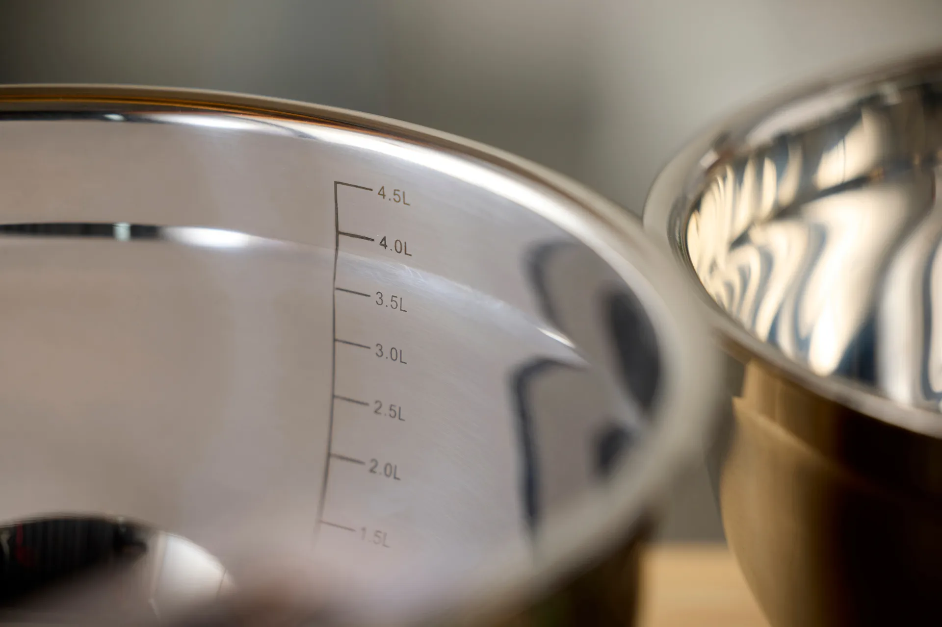 Miksebolle med silikonbunn latte, 5 liter Blomsterbergs