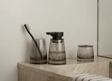 Ava såpepumpe 25 cl - Black - blomus