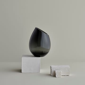 Drop vase stor - Smoke - Blomus