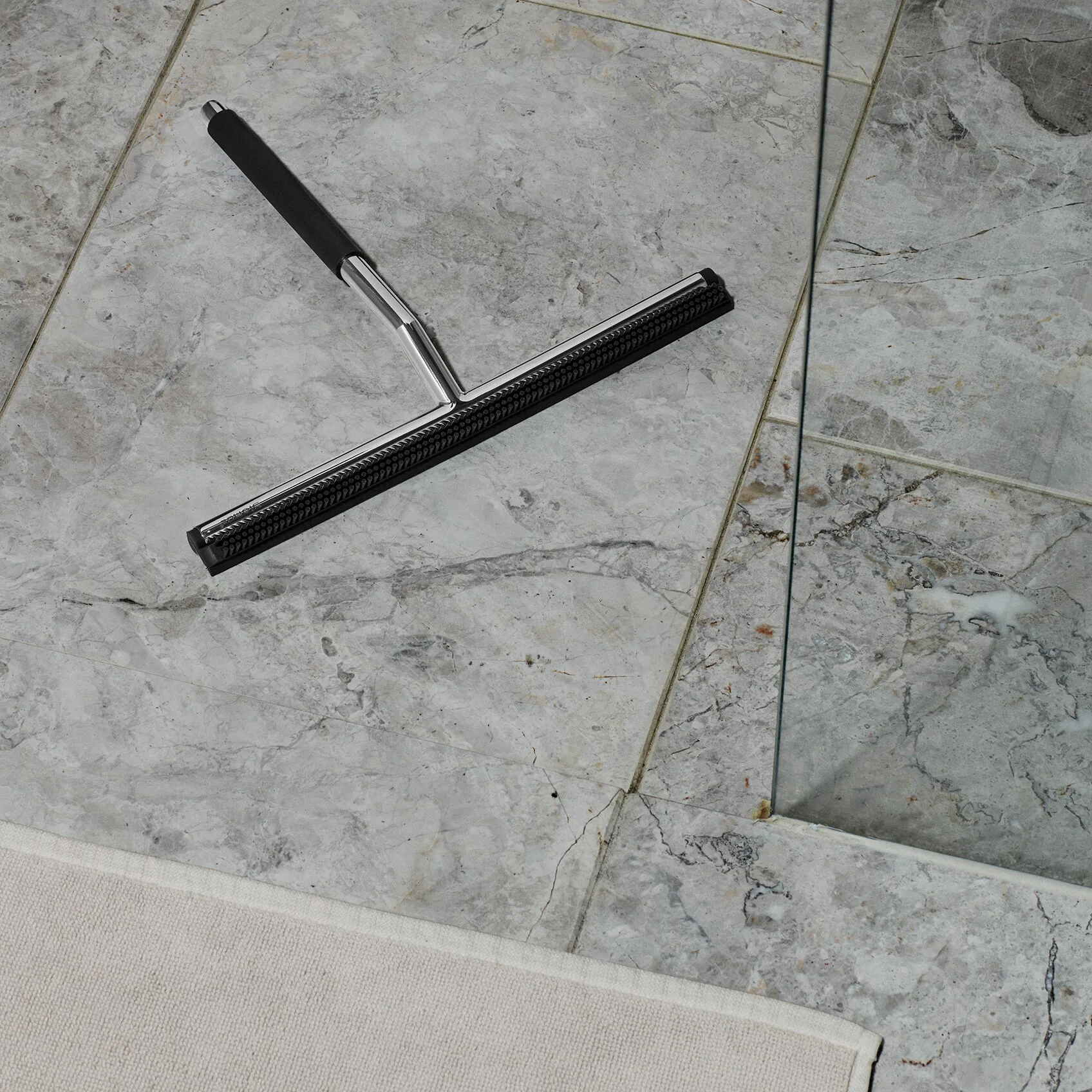 Lavea dusjskrape med knagg, Polert stål blomus