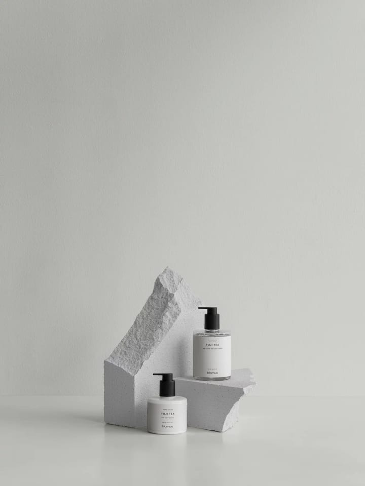 Satomi håndkrem 300 ml, Fuji Tea Blomus