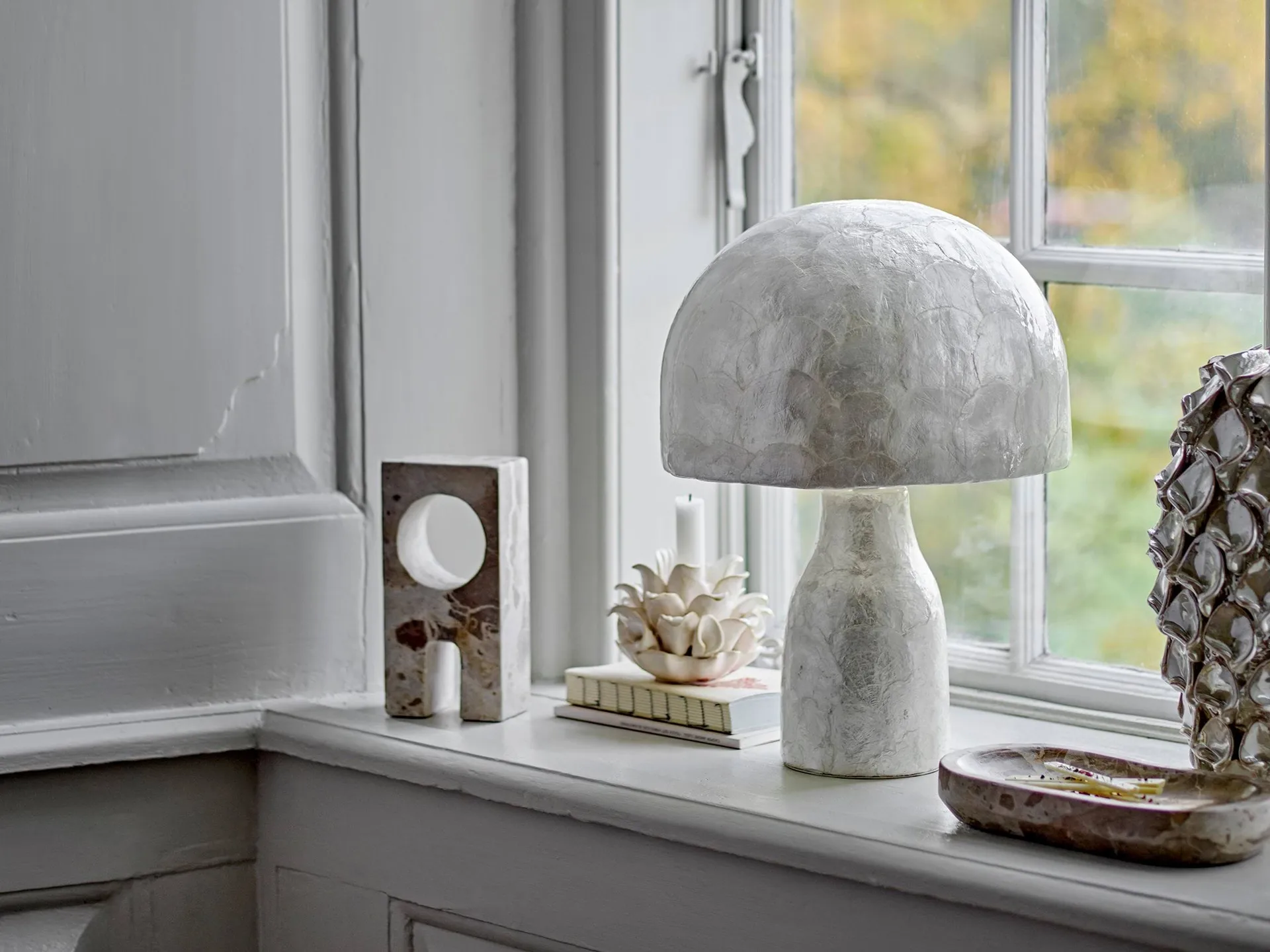 Adria bordlampe, Nature, Mother of pearl Bloomingville