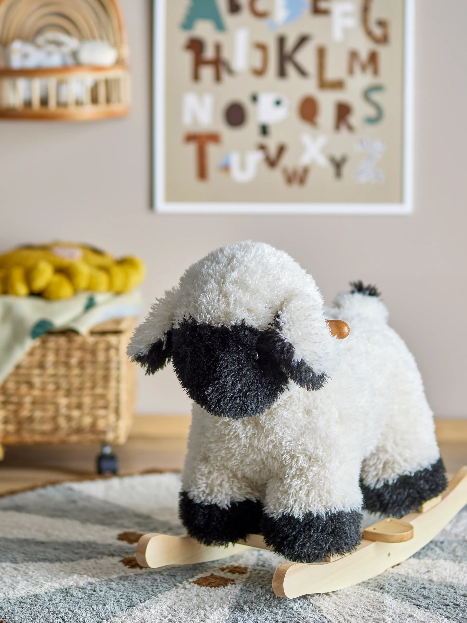 Dolly gyngehest sau, Hvit Bloomingville