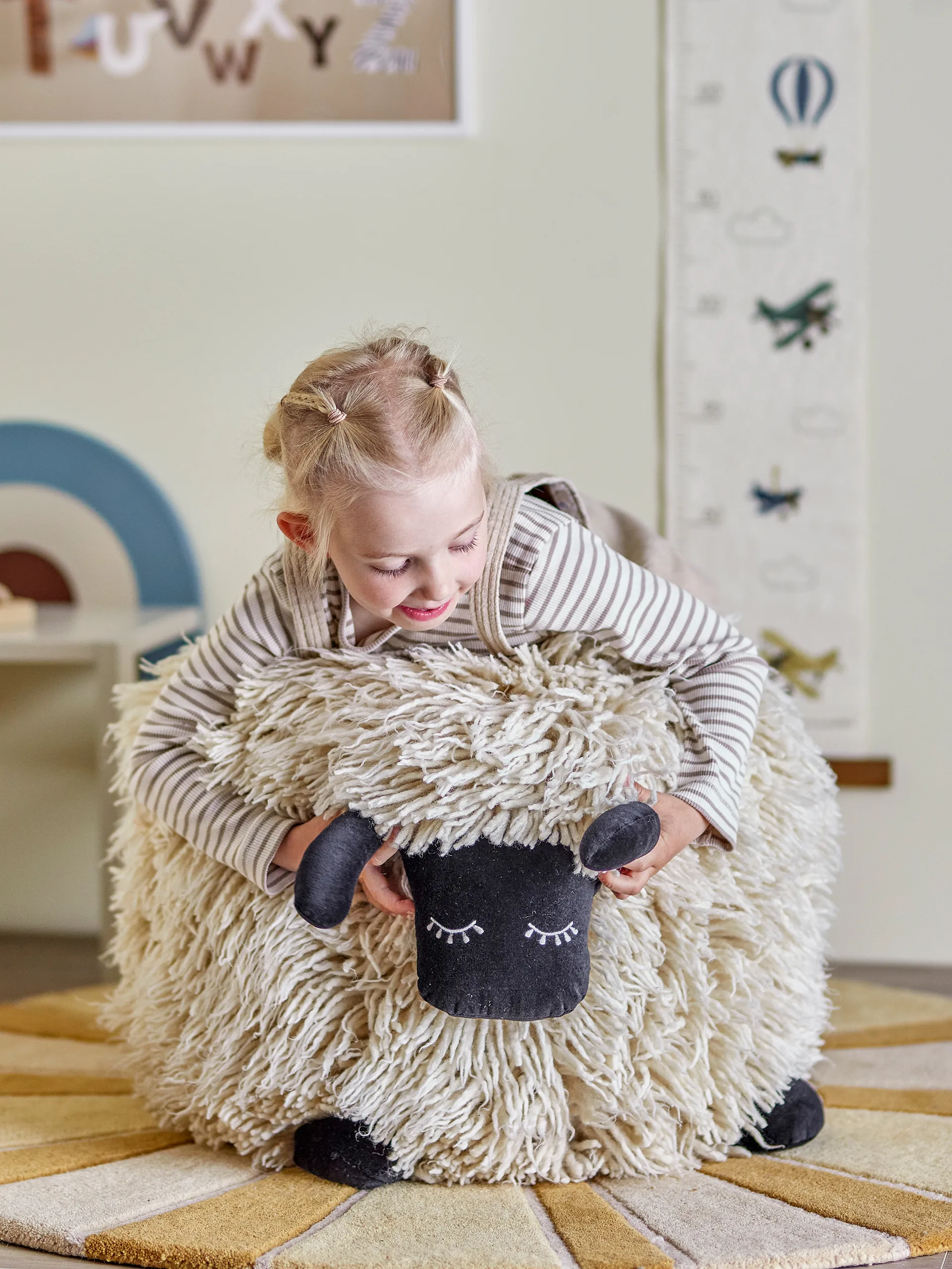 Dolly puff ull 50x45 cm, Hvit Bloomingville