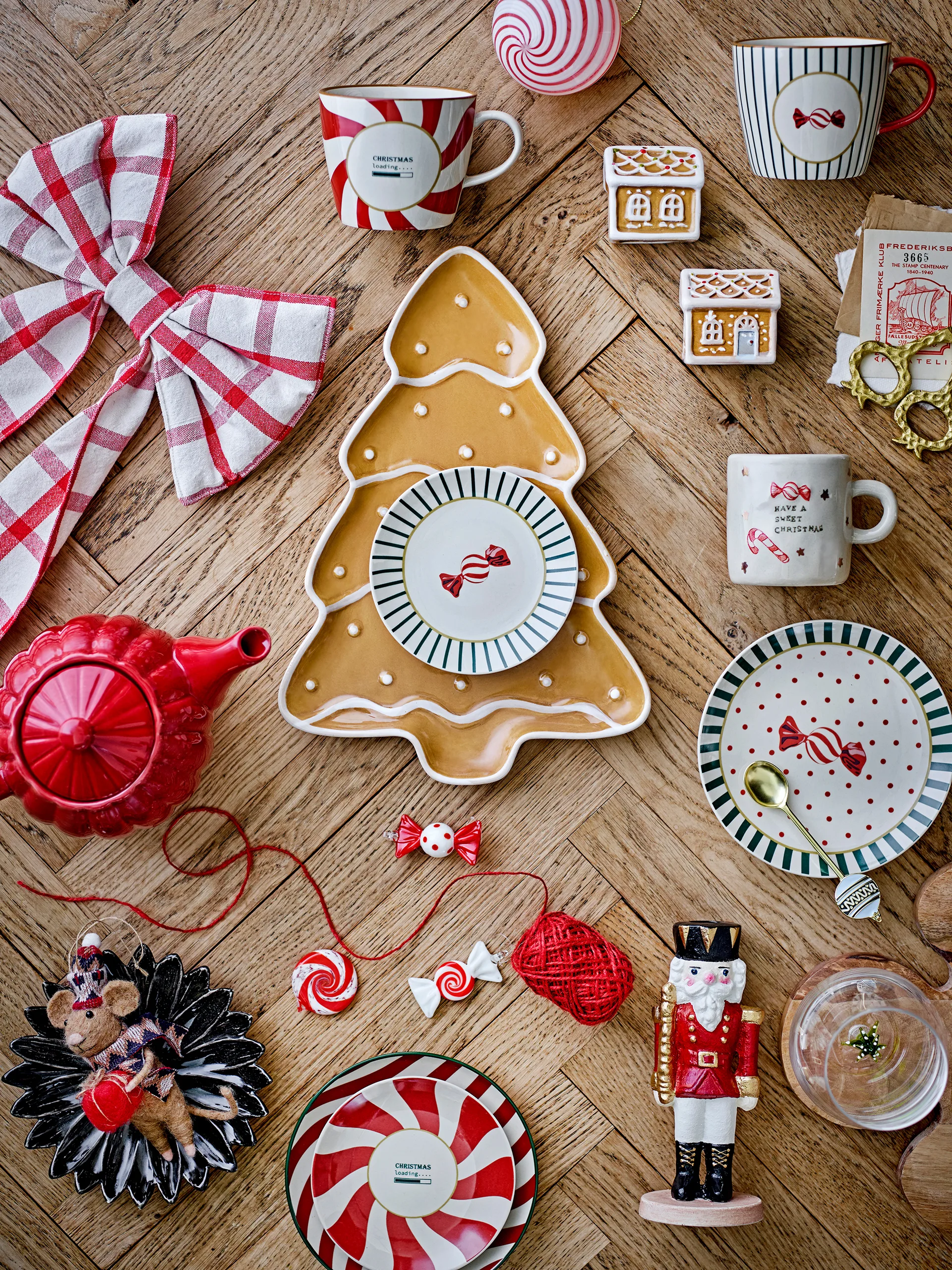 Festlige dekorasjonsanheng 3 deler, Rød Bloomingville