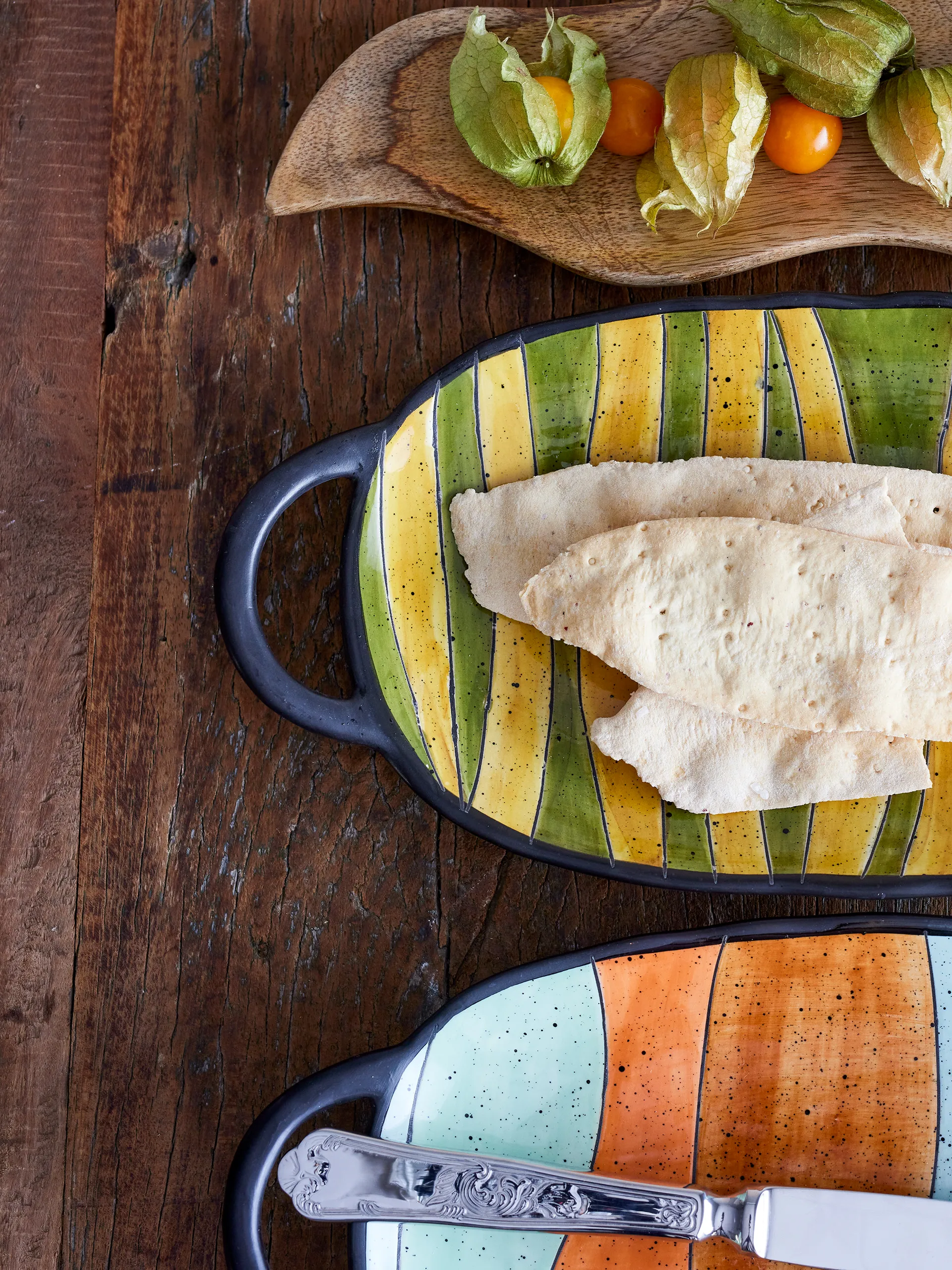 Lilie serveringsfat med håndtak 15 x 32,5 cm, Grønn Bloomingville