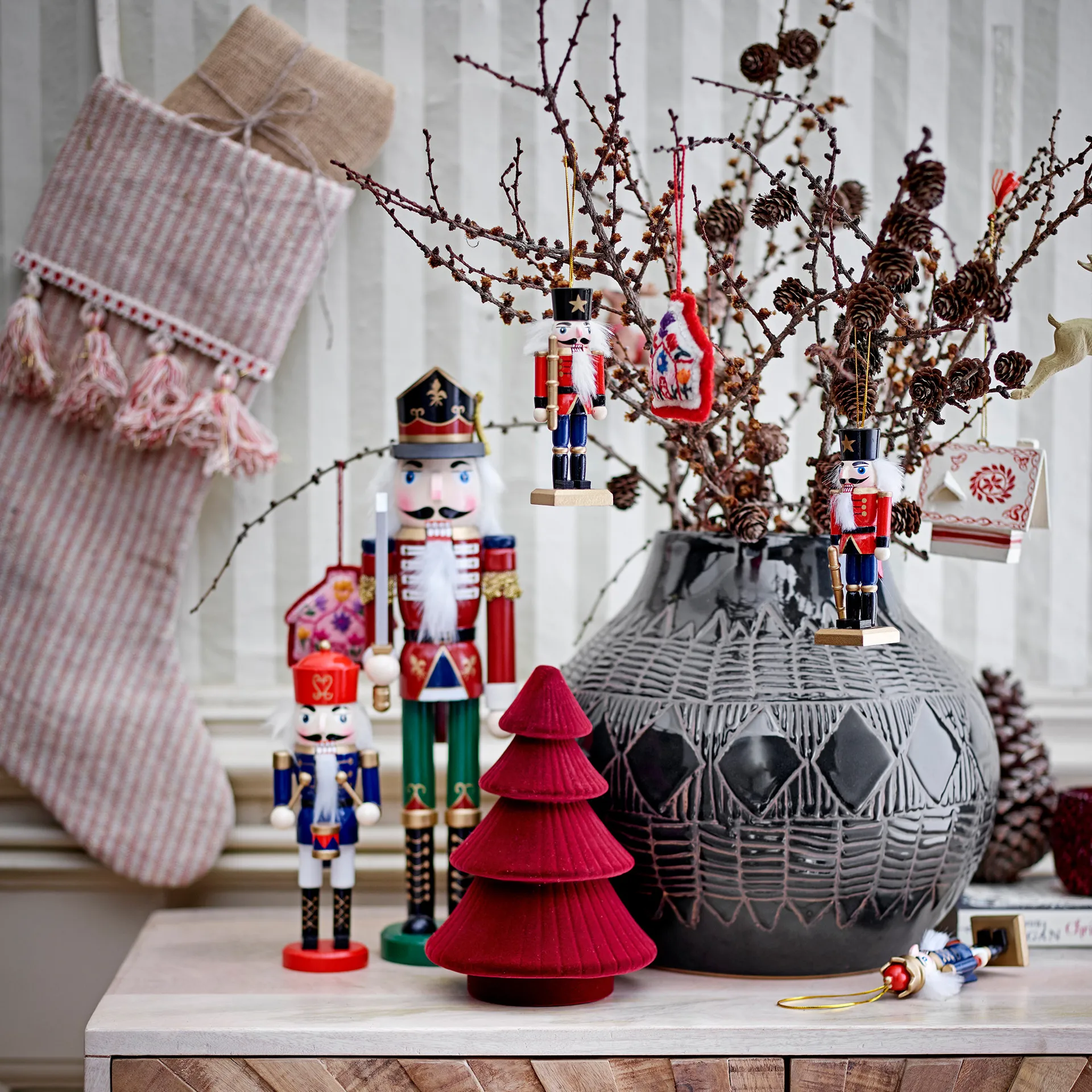 Mahi Ornament nøtteknekker julepynt 6-stk., Multi Bloomingville