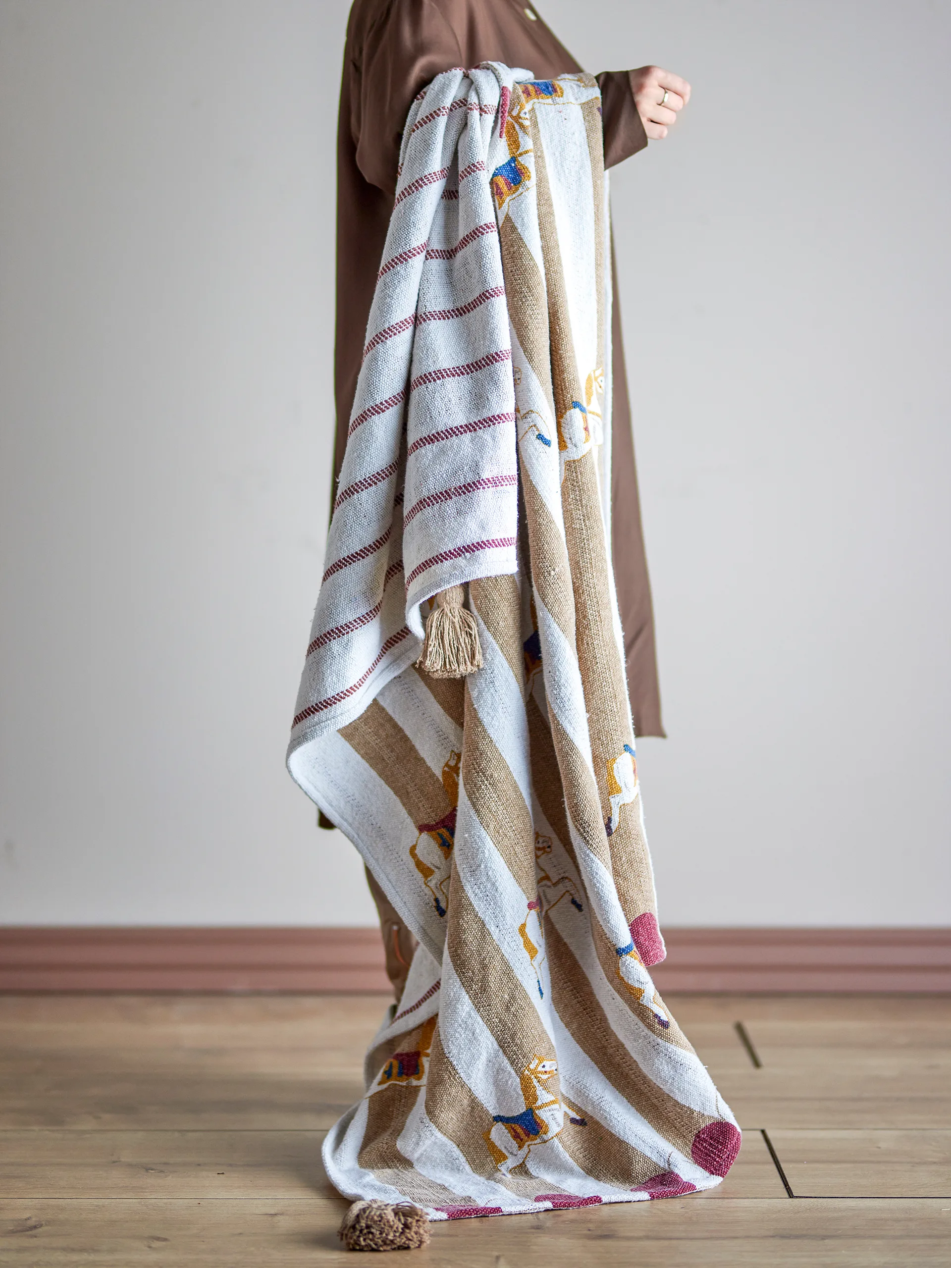 Merry-go-round filt 130x160 cm, Beige-rød Bloomingville