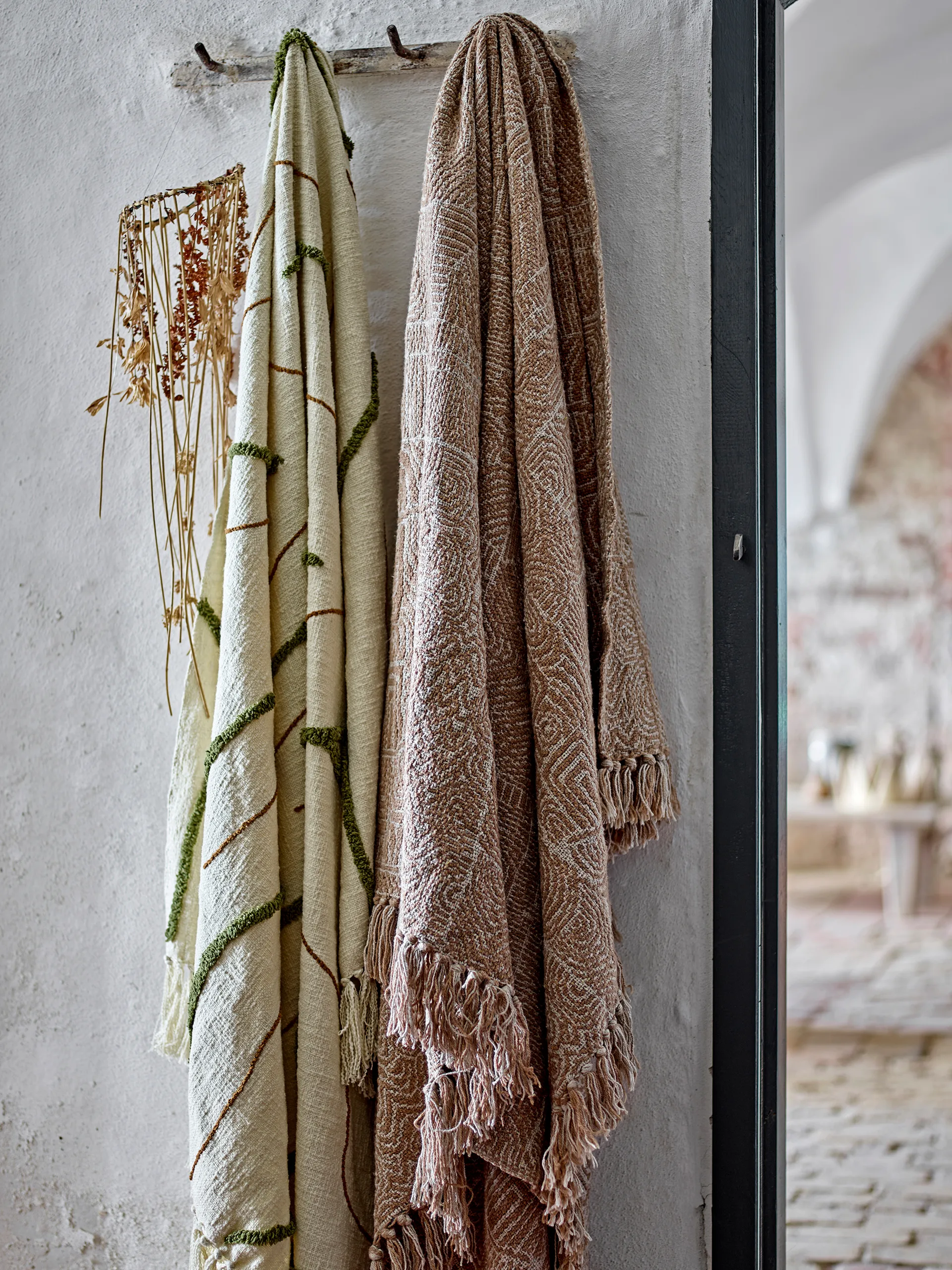 Osasio pledd 130x150 cm, Grønn Bloomingville