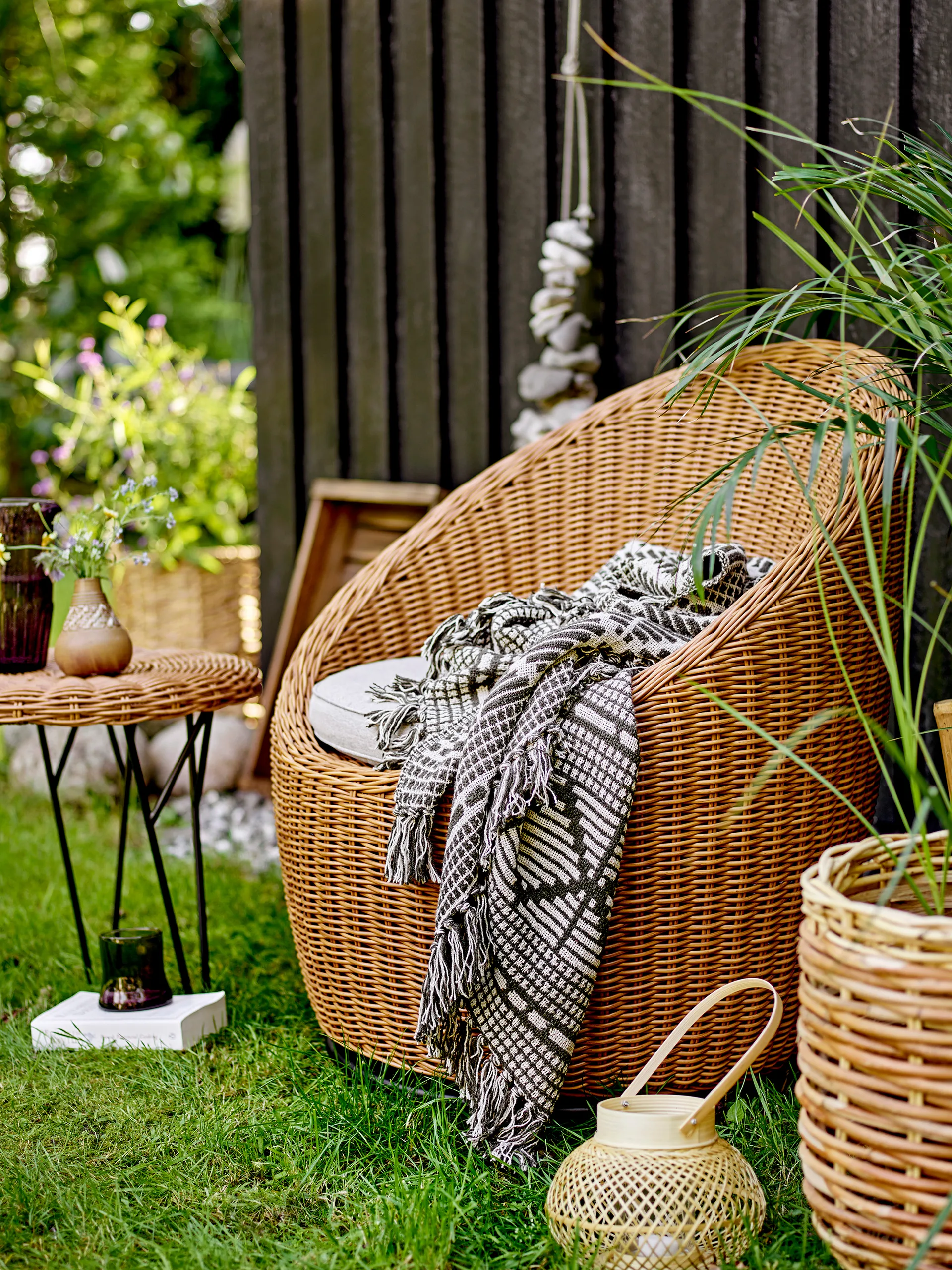 Roccas loungestol, Polyrattan Bloomingville