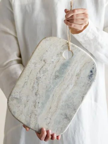 Sibelle skjærefjøl marmor 30,5x22,5 cm - Natur - Bloomingville