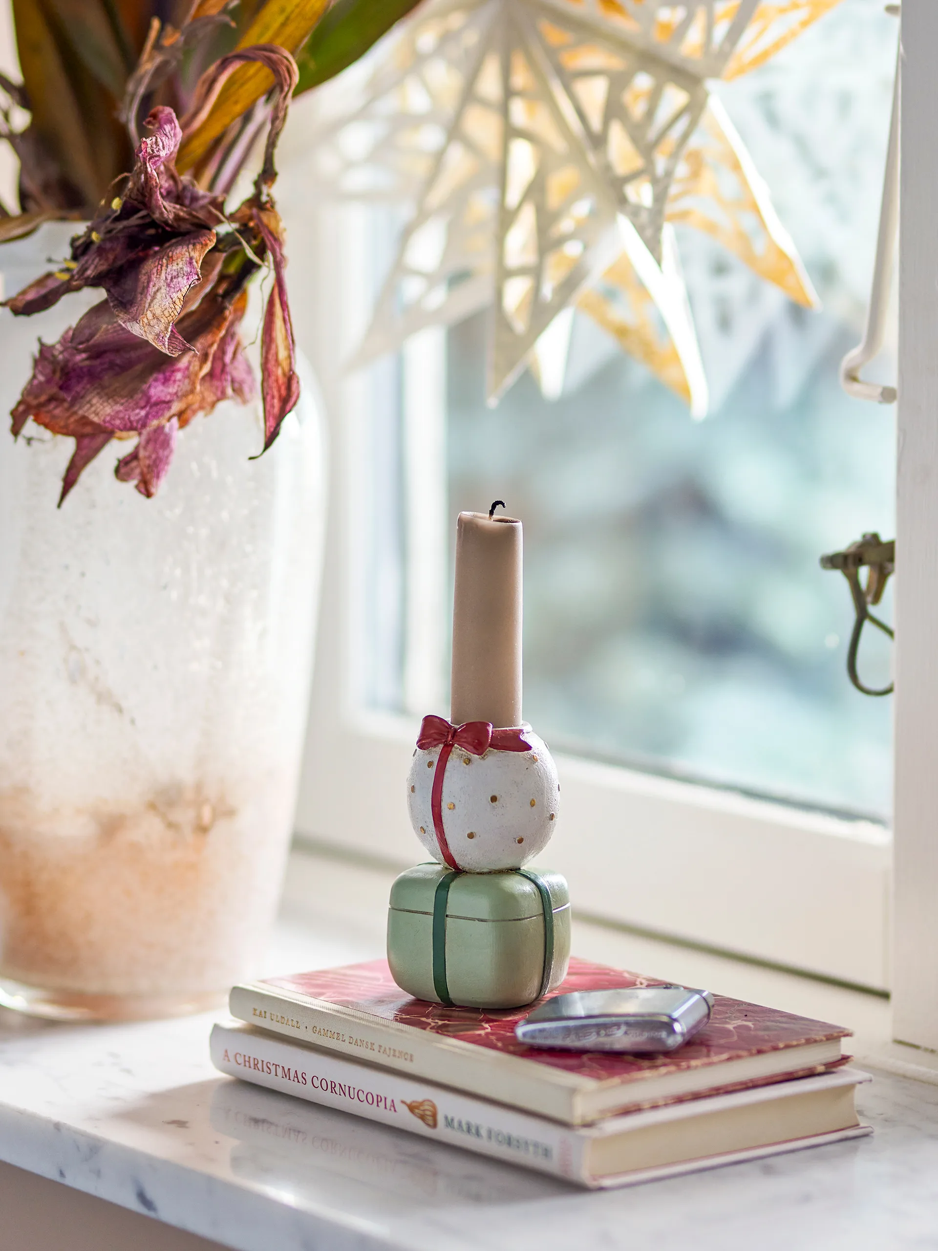 Wish lysestake, Hvit-grønn Bloomingville