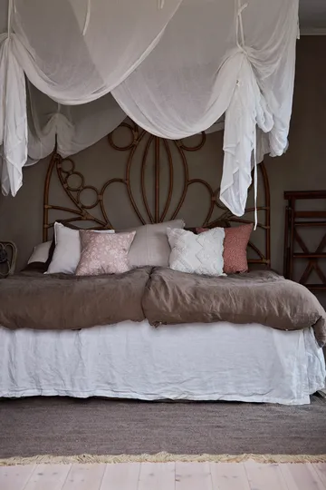 Sabina putetrekk 45 x 45 cm - Off-white - Boel & Jan