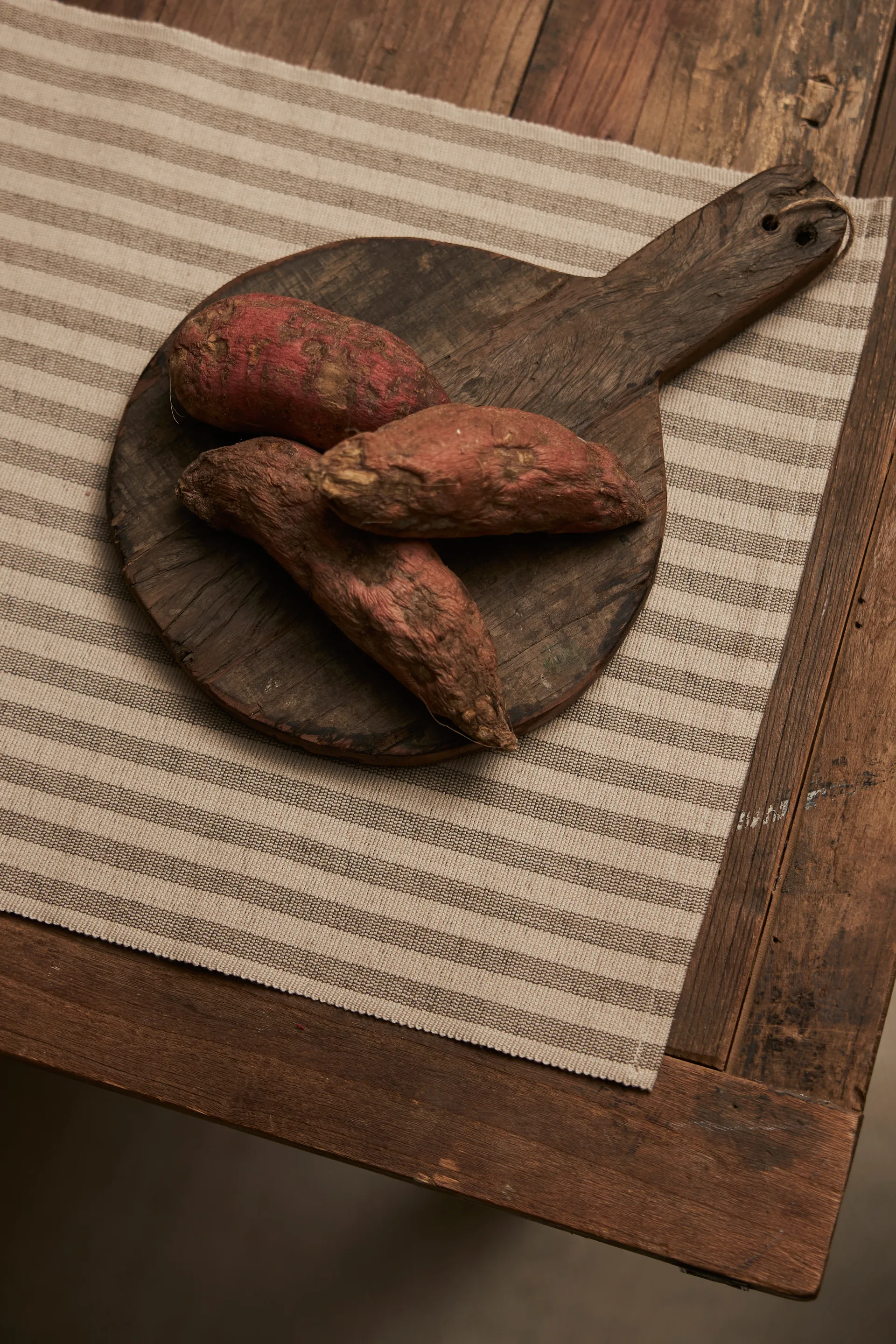 Tjolöholm spisebrikke 35 x 45 cm, Beige Boel & Jan