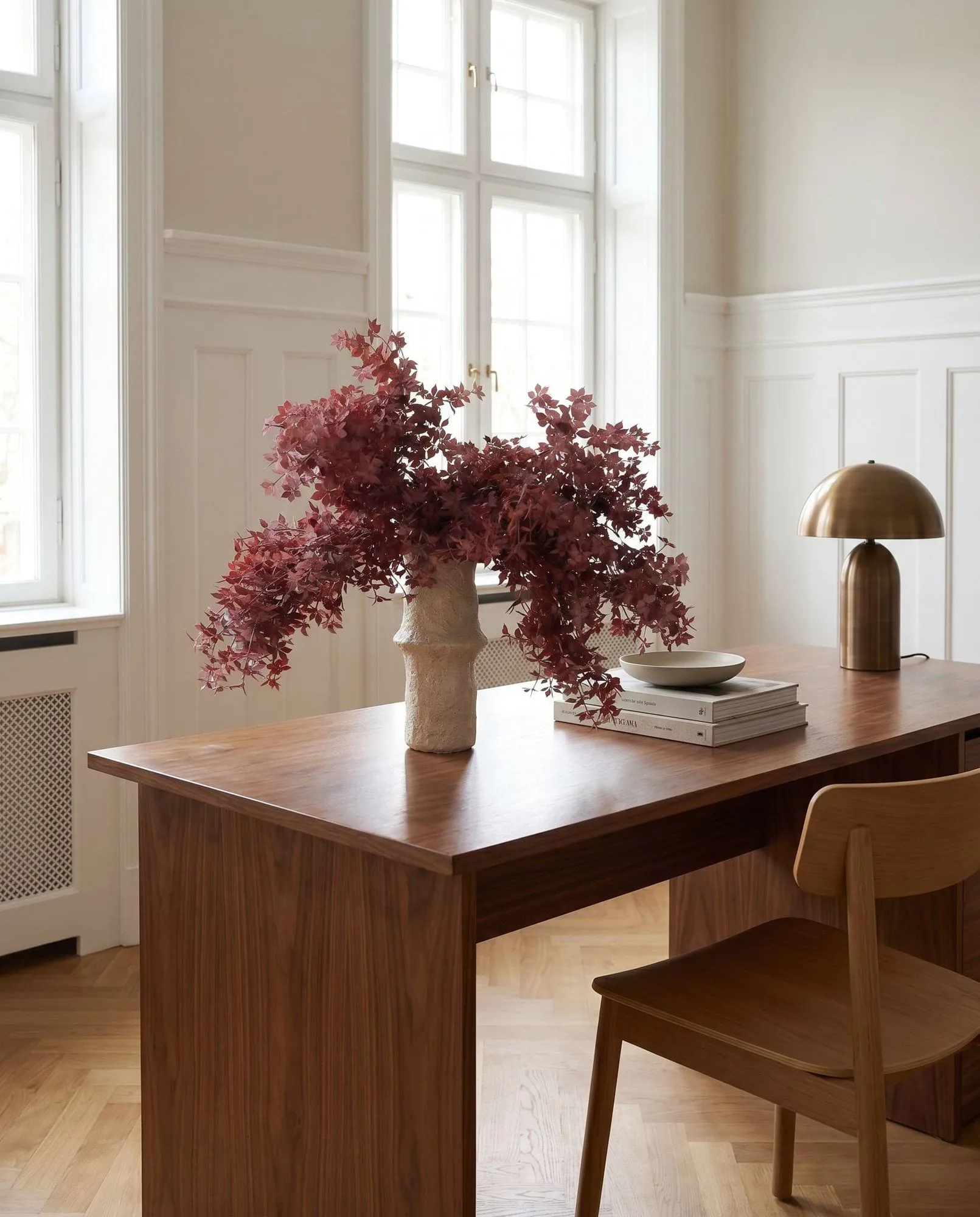 Burgundy Maple Branch kunstig bukett, 107 cm, 4 stk Botané