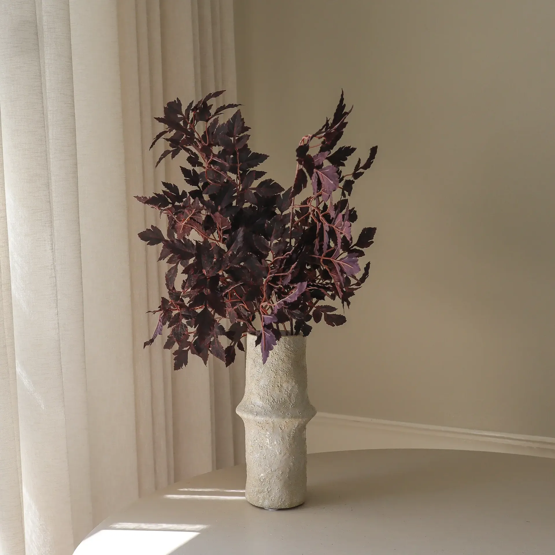 Burgundy Plum Leaves kunstig bukett, 85 cm, 4 stk. Botané