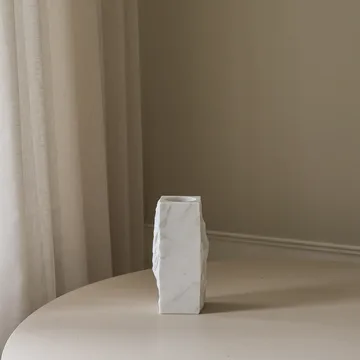 Carrara Edge marmorvase - Liten, 25 cm - Botané