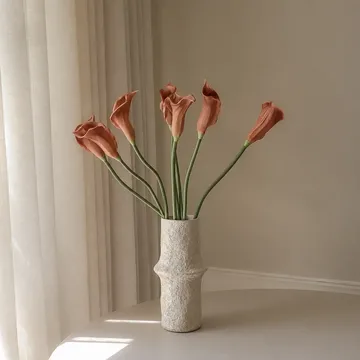 Kalla-lilje kunstig bukett - Brun, 62 cm, 8 stk - Botané