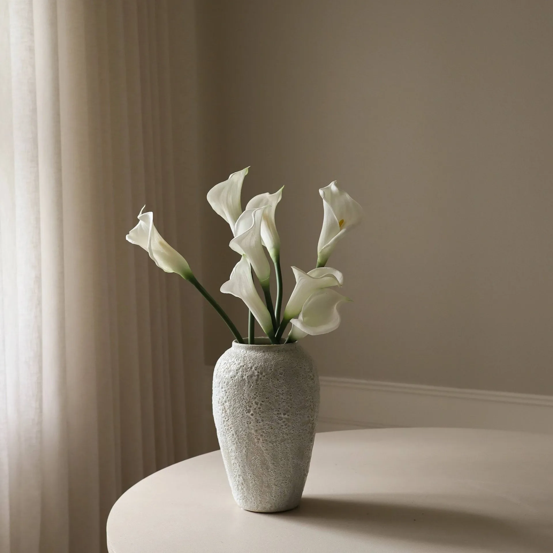 Kalla-lilje kunstig bukett, Hvit, 65 cm, 8 stk Botané