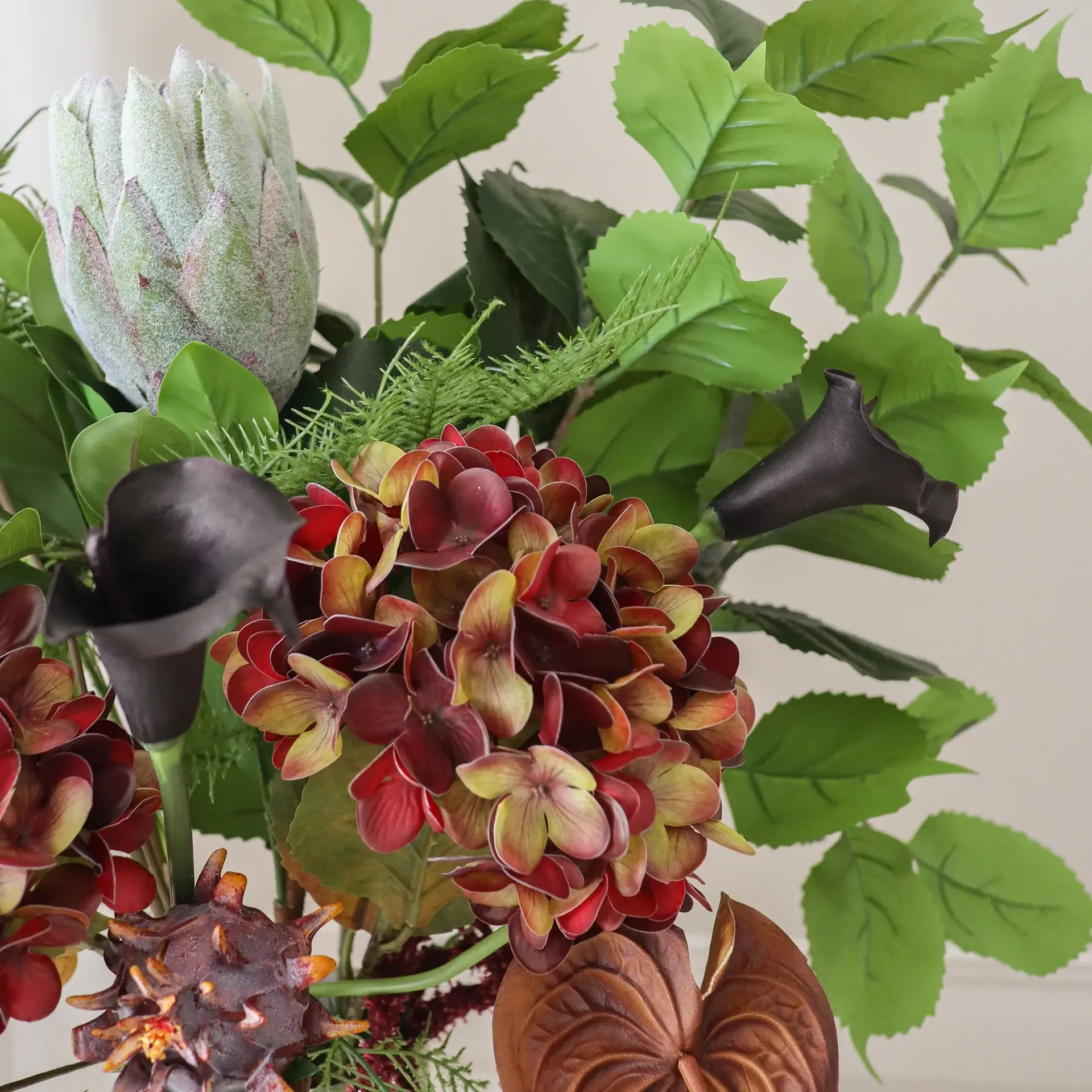 Noir Botanica kunstig bukett, Hortensia-kalla-anthurium 112 cm, 15 stk Botané