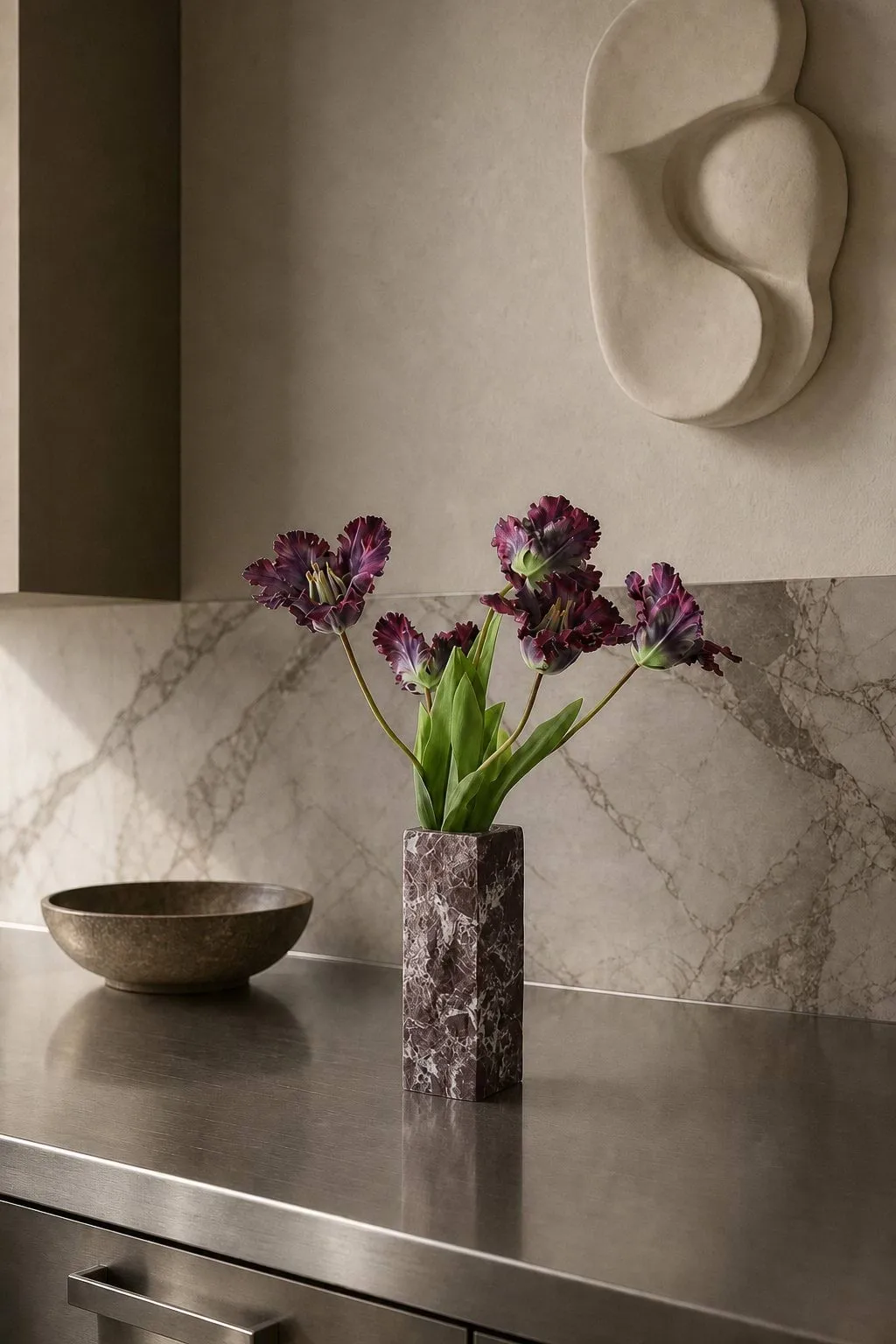 Rosso Levanto Edge marmorvase, Liten, 25 cm Botané