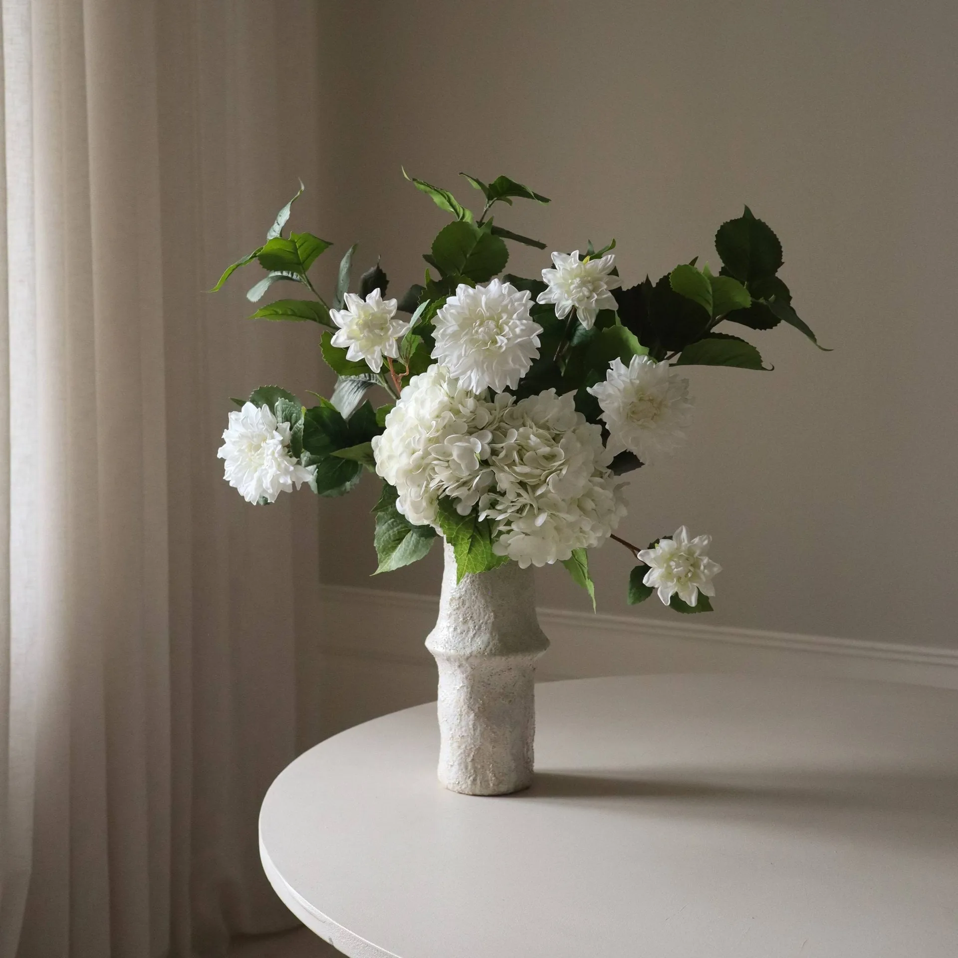 Soft Serve kunstig bukett, Hortensia-georginer, 8 stk Botané
