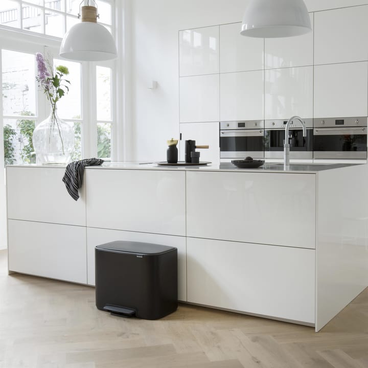 Bo pedalbøtte 36 l, matt svart Brabantia
