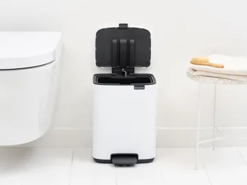 Bo pedalbøtte 7 l - White - Brabantia