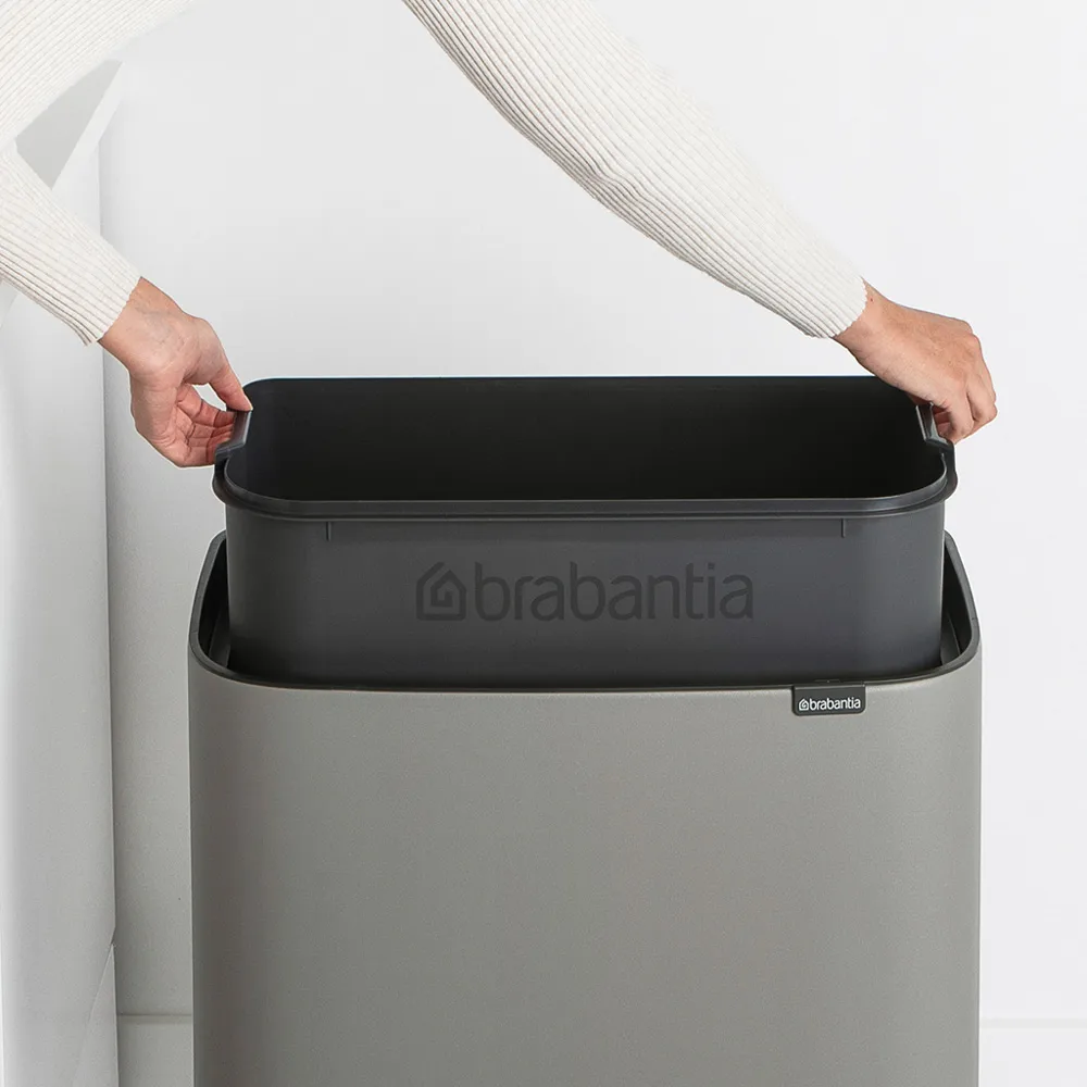 Bo touch bin 36 liter, Mineral concrete grey Brabantia