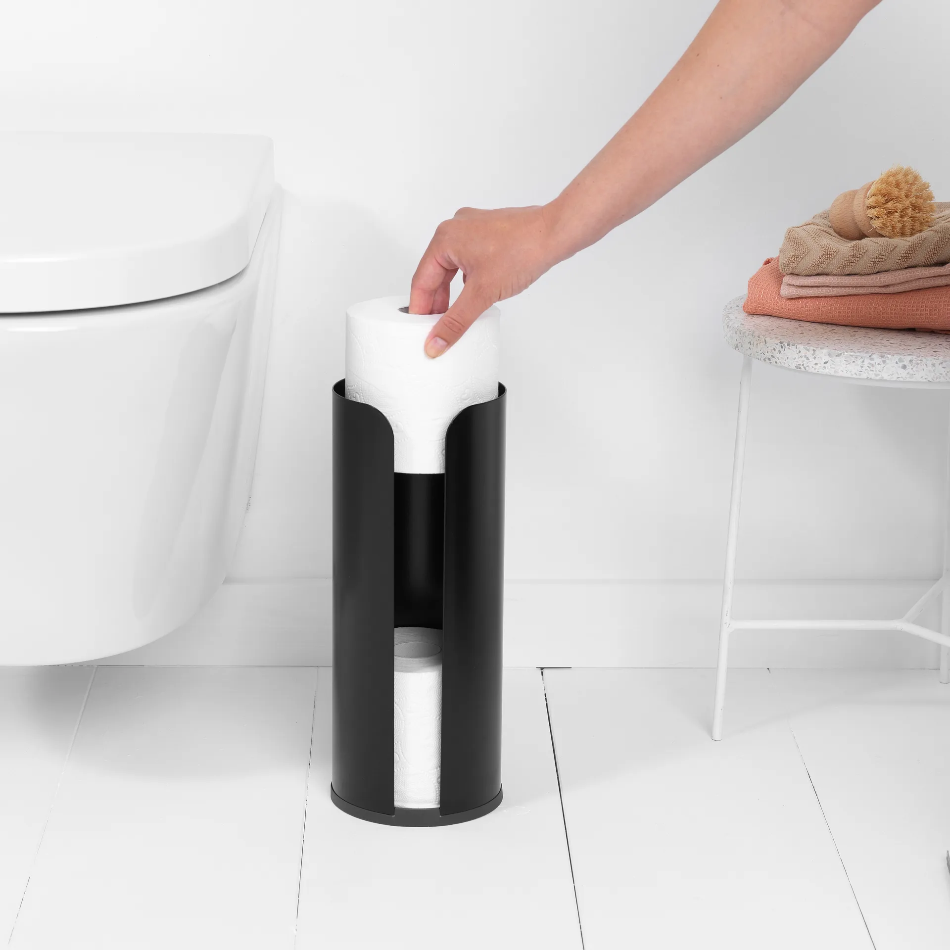 Brabantia toalettpapirholder for 3 ruller, Matt black Brabantia