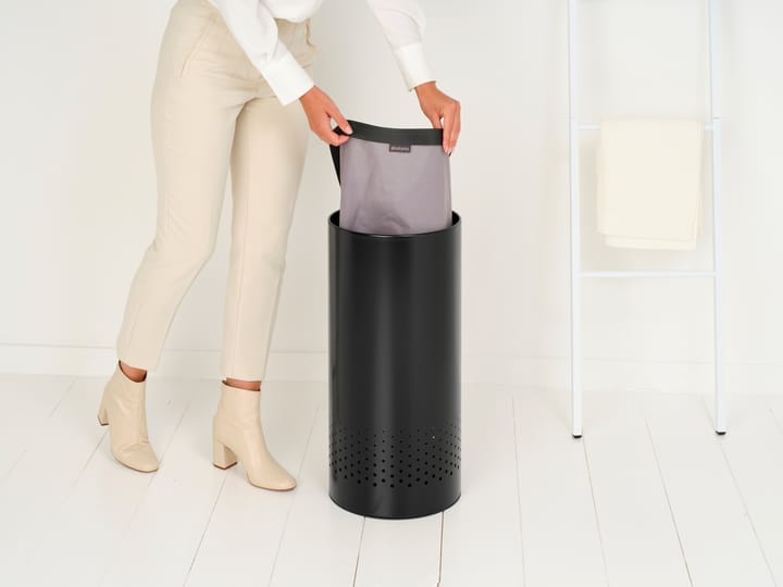 Brabantia vaskkurv med plastlokk 35 L, Mattsvart Brabantia