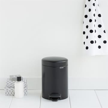 New Icon pedalbøtte 3 liter - matt black (sort) - Brabantia