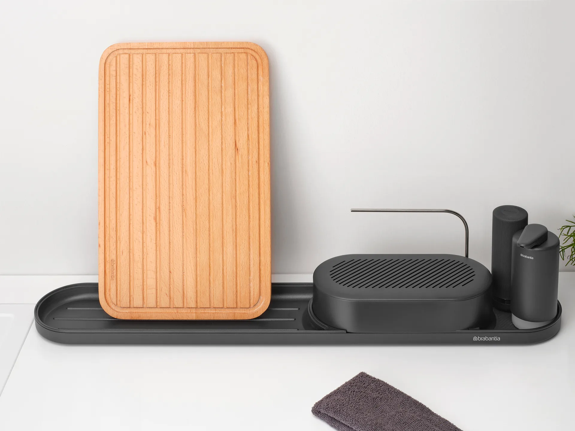 SinkStyle oppvaskorganiserer sett 4 deler, Mineral Infinite Grey Brabantia