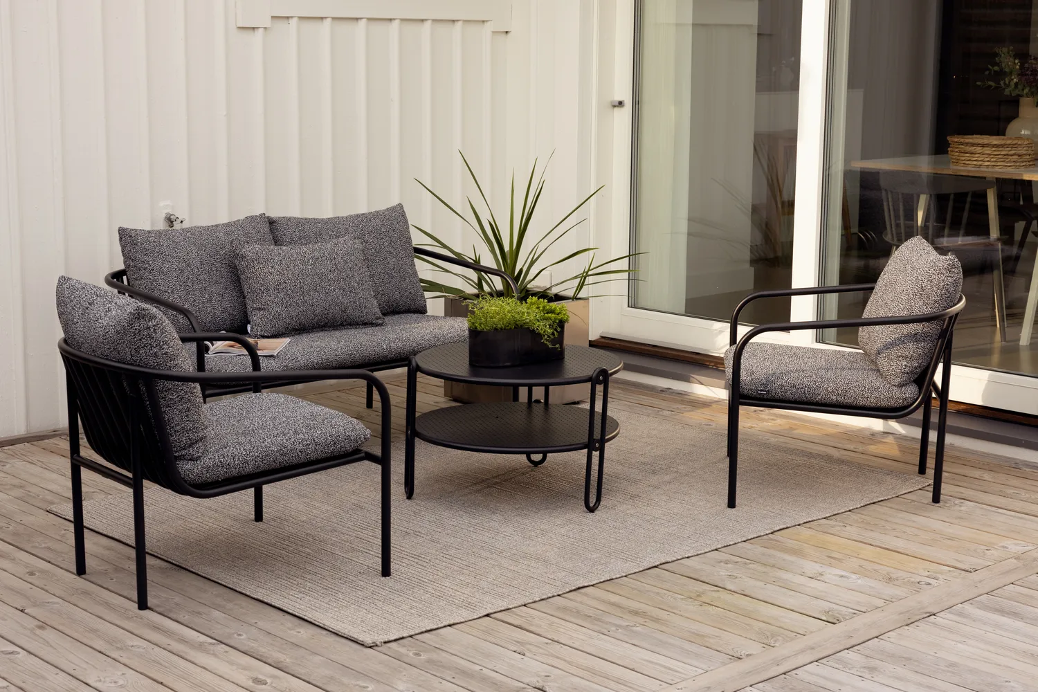 Bendt sofa, Svart-teddy ant Brafab