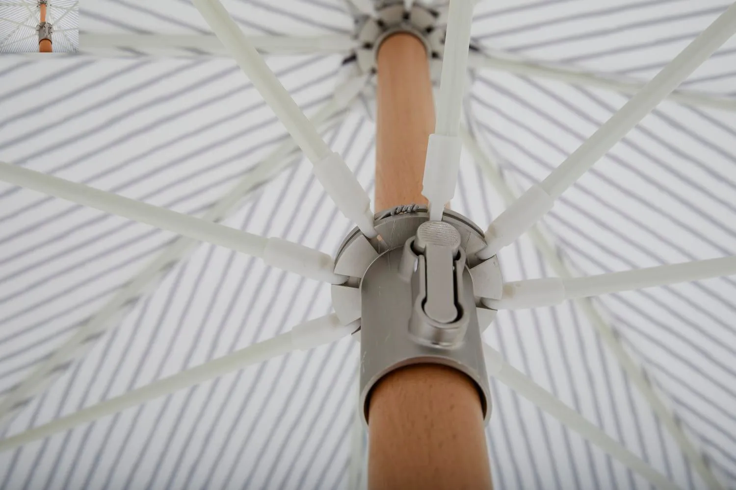 Gatsby parasoll, Grey stripe, Ø185 cm Brafab