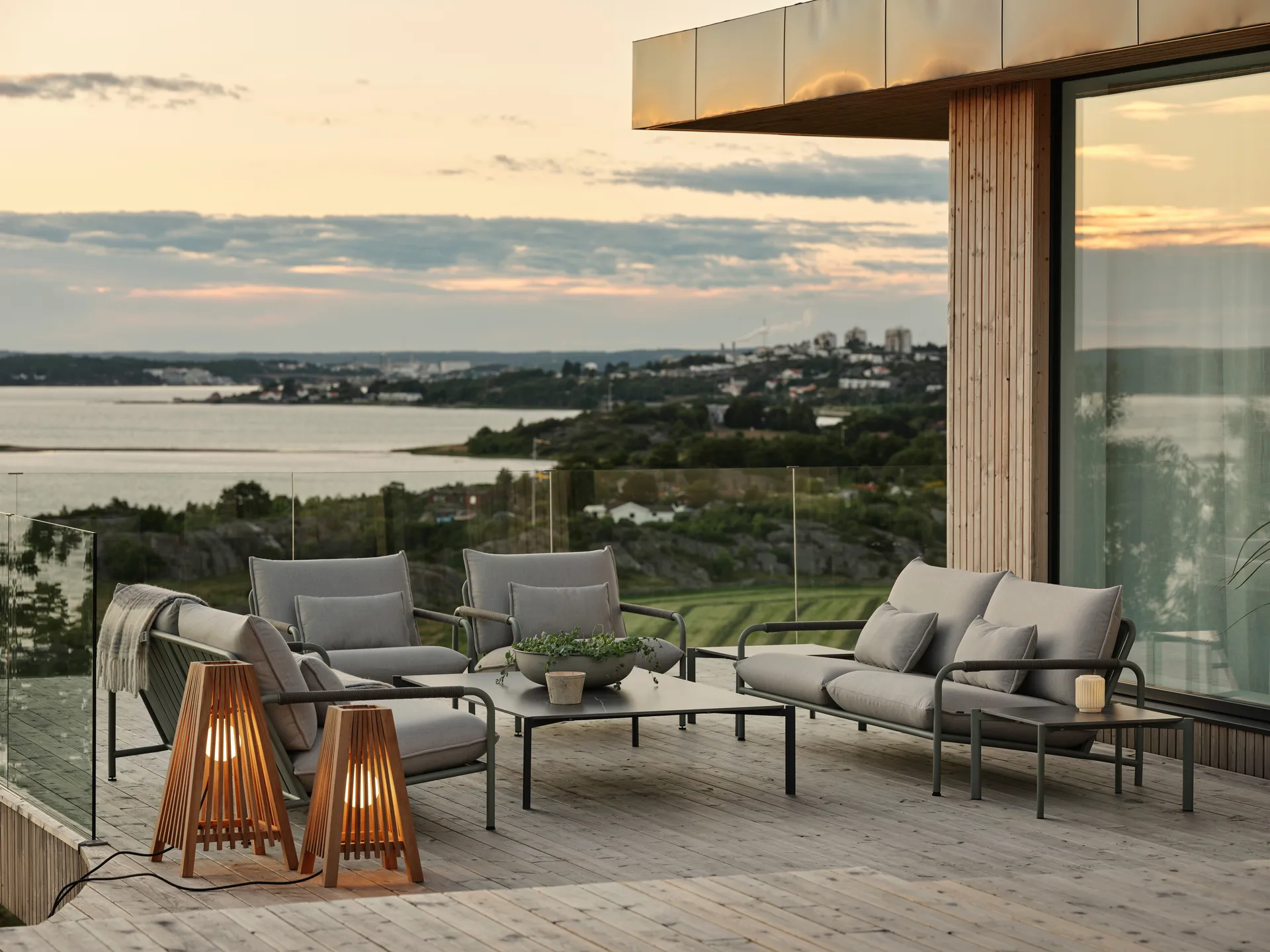 Lerberget 2,5-seter sofa, Grønn-ask Brafab