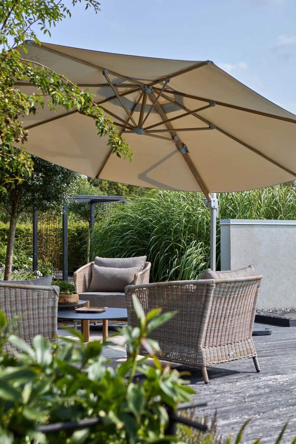 Luzzi parasoll fritt hengende, Khaki Brafab