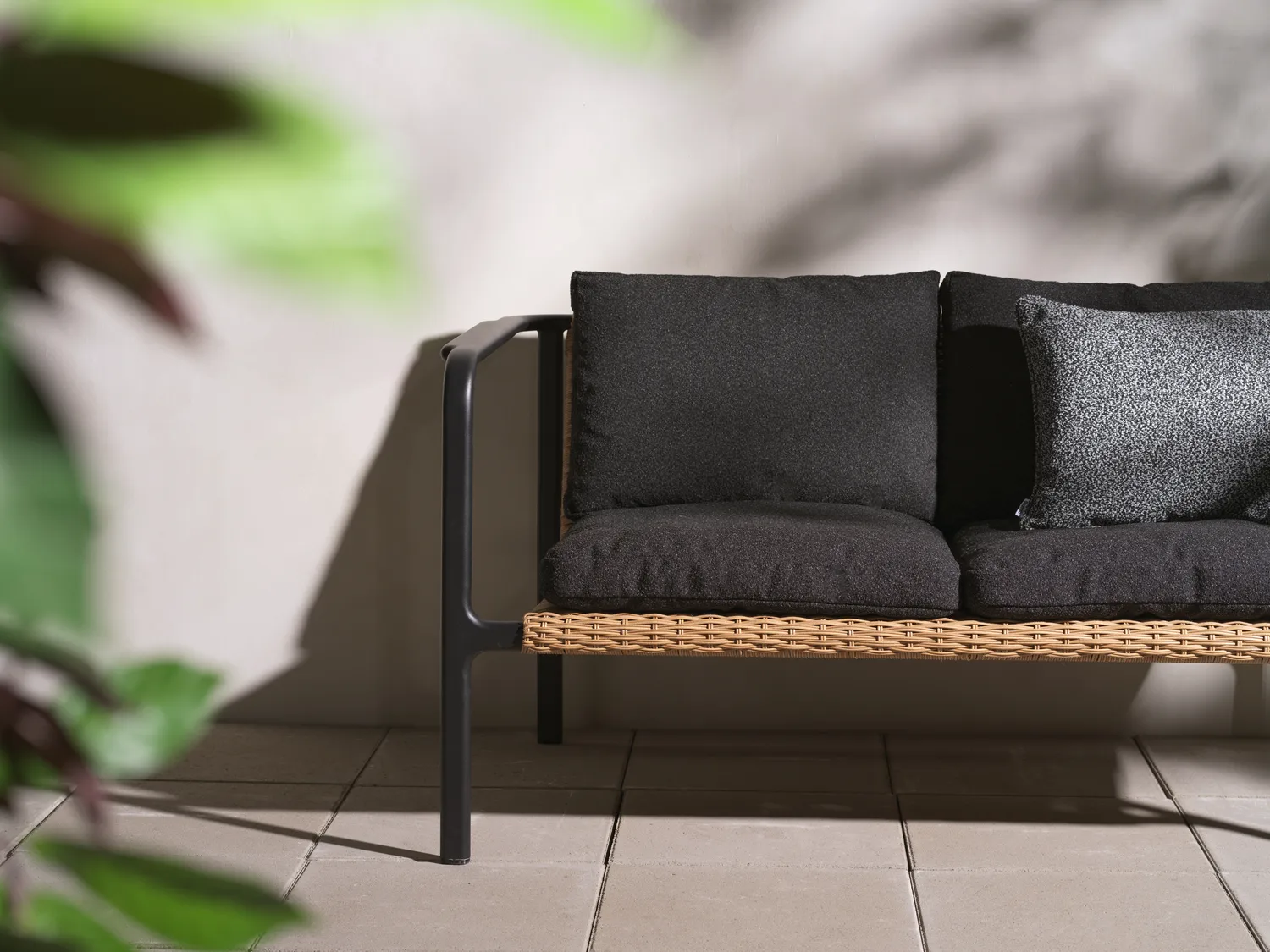 Motty sofa, Svart-teddy black, 2-seter Brafab