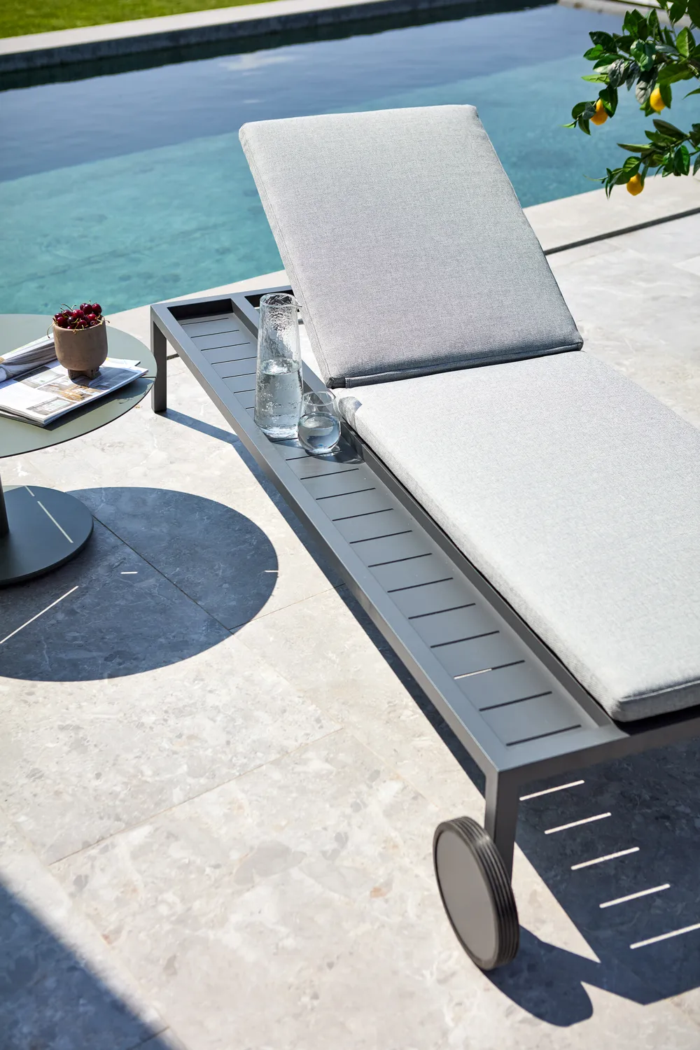 Samvaro solseng 218x92 cm, Antrasitt-pearl grey Brafab