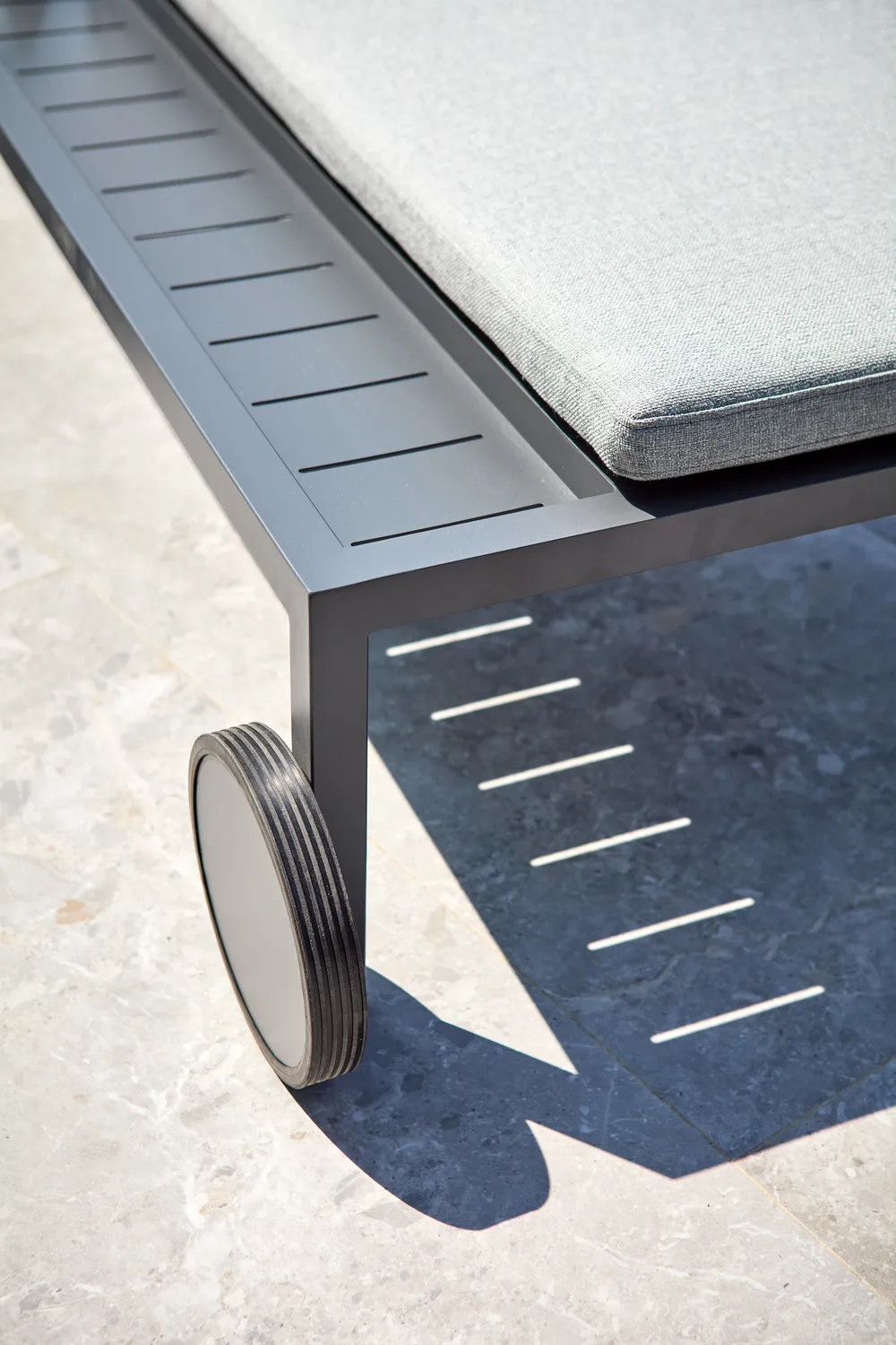 Samvaro solseng 218x92 cm, Antrasitt-pearl grey Brafab