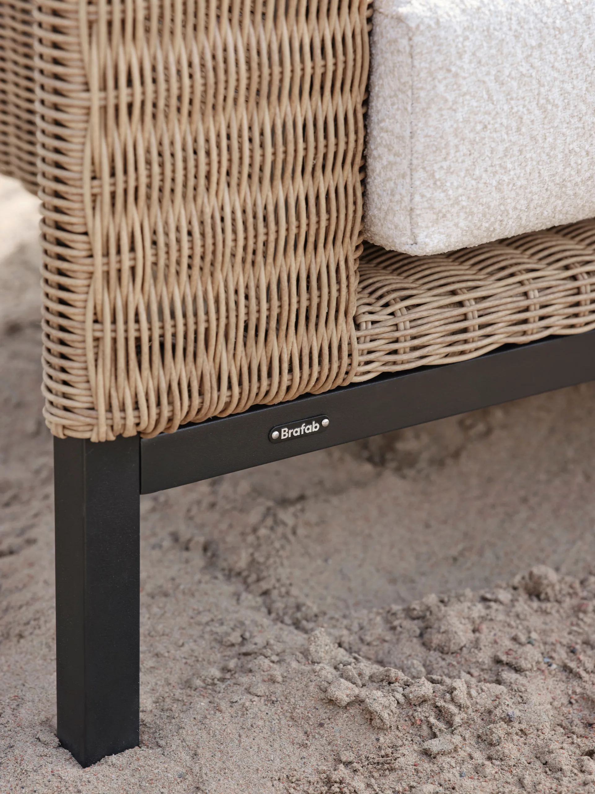 Shell sofa, Teddy rice-svart Brafab