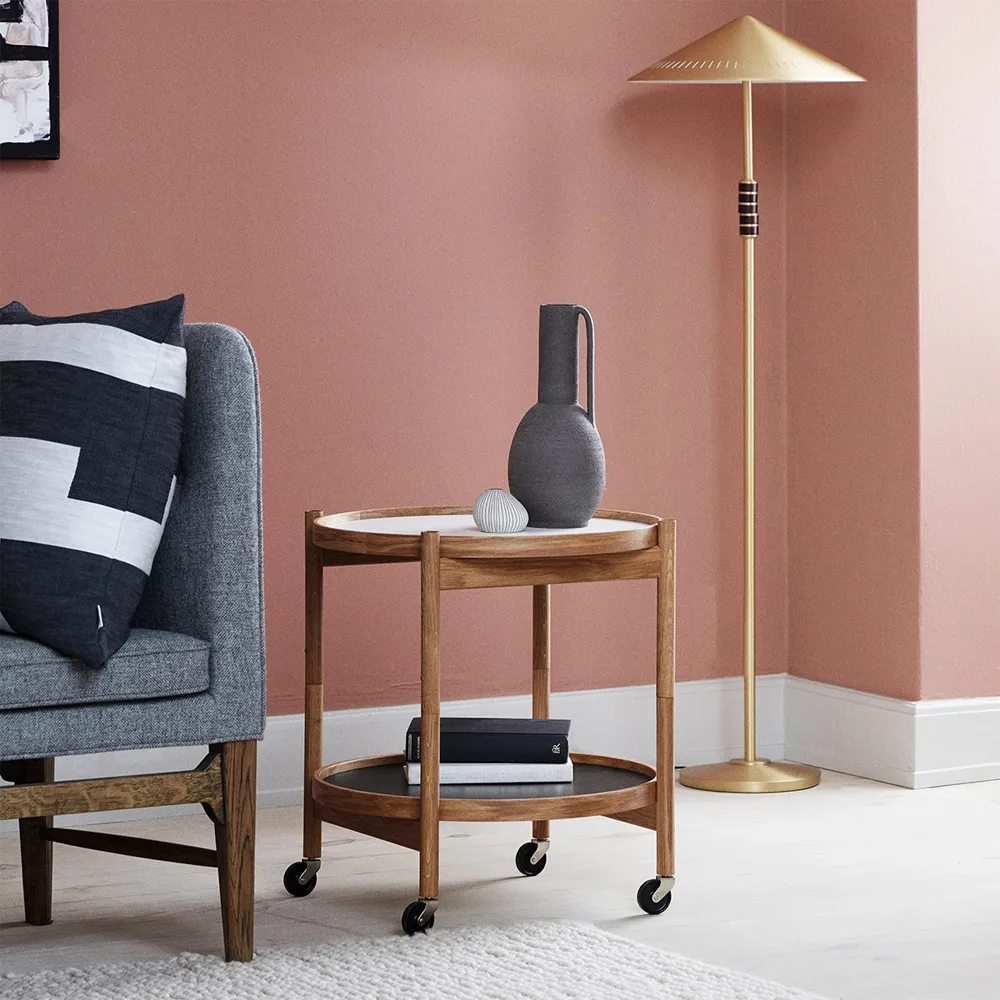 Bølling Tray Table model 50 rullebord, eik røkt, røkt oljet eikestativ Brdr. Krüger