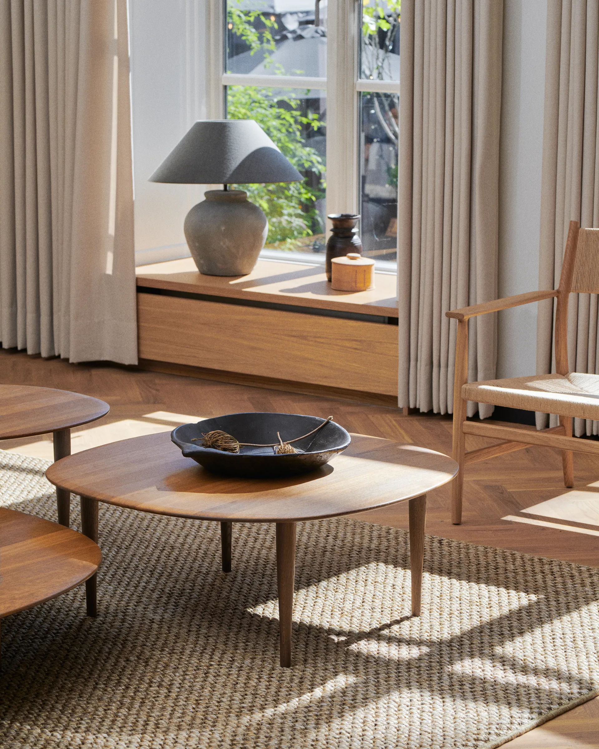 Jari salongbord Ø 85 cm, Røykoljet eik Brdr. Krüger