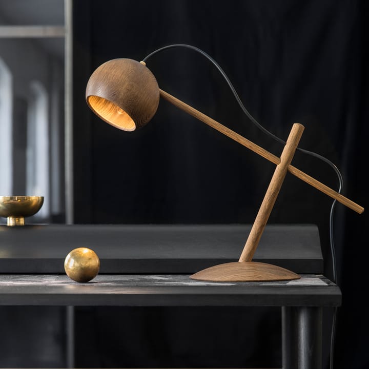 Lune bordlampe, eik røykoljet Brdr. Krüger